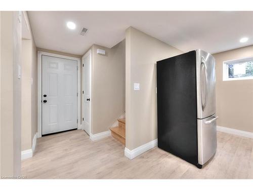 Lower-170 Wheatfield Crescent, Kitchener, ON - Indoor Photo Showing Other Room