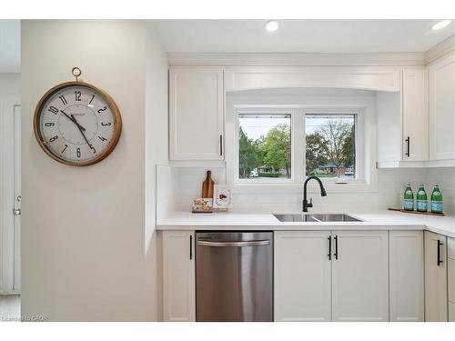 1391 Mountain Grove Avenue, Burlington, ON - Indoor Photo Showing Kitchen With Double Sink