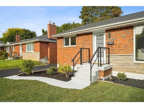 1391 Mountain Grove Avenue, Burlington, ON - Outdoor With Exterior