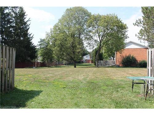 4-399 Keats Way, Waterloo, ON - Outdoor