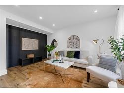 10-1255 Upper Gage Avenue  Hamilton, ON L8W 3C7