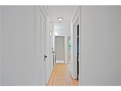 2-30 Jones Street, Hamilton, ON - Indoor Photo Showing Other Room