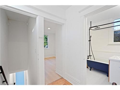 2-30 Jones Street, Hamilton, ON - Indoor Photo Showing Other Room