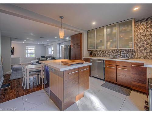 12 Jones Street, Stoney Creek, ON - Indoor