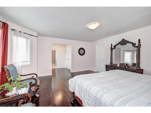 59 Apple Drive, Cambridge, ON - Indoor Photo Showing Bedroom