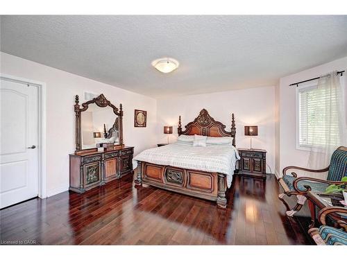 59 Apple Drive, Cambridge, ON - Indoor Photo Showing Bedroom