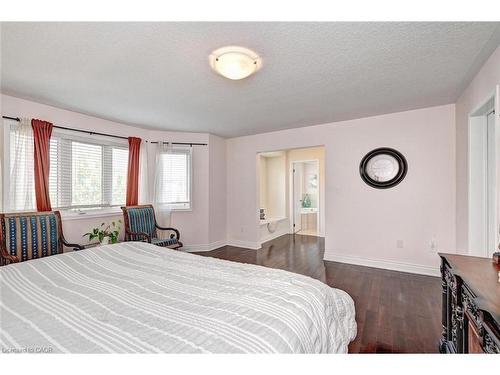 59 Apple Drive, Cambridge, ON - Indoor Photo Showing Bedroom