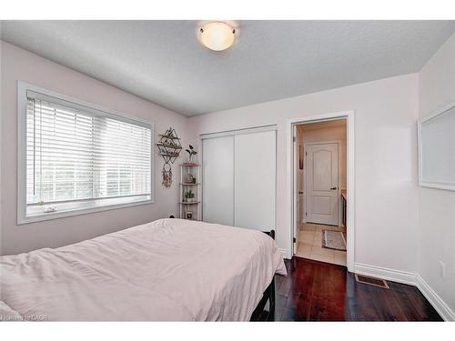 59 Apple Drive, Cambridge, ON - Indoor Photo Showing Bedroom