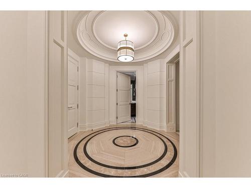 212-300 Randall Street, Oakville, ON - Indoor Photo Showing Other Room