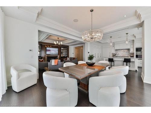 212-300 Randall Street, Oakville, ON - Indoor