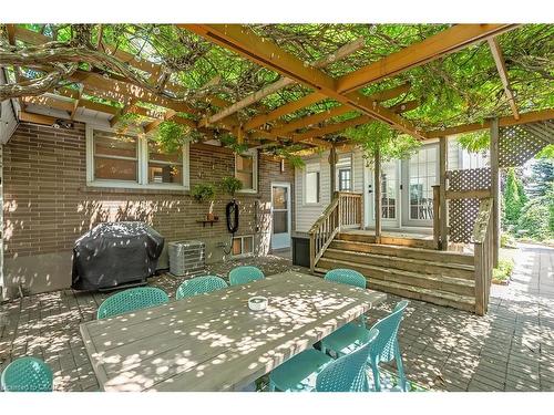 564 Maplehill Drive, Burlington, ON - Outdoor With Deck Patio Veranda