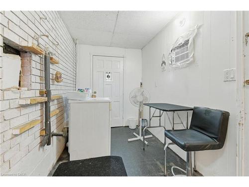 67 Lakeside Drive, Grimsby, ON - Indoor Photo Showing Other Room