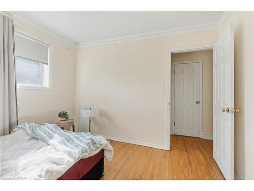 67 Lakeside Drive, Grimsby, ON - Indoor Photo Showing Bedroom