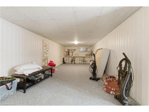 67 Lakeside Drive, Grimsby, ON - Indoor Photo Showing Other Room