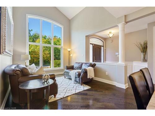 317 Great Lakes Boulevard, Oakville, ON - Indoor Photo Showing Other Room