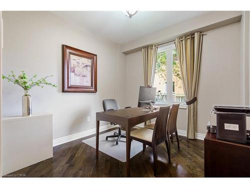 317 Great Lakes Boulevard, Oakville, ON - Indoor Photo Showing Office
