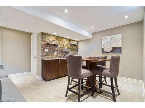 317 Great Lakes Boulevard, Oakville, ON - Indoor