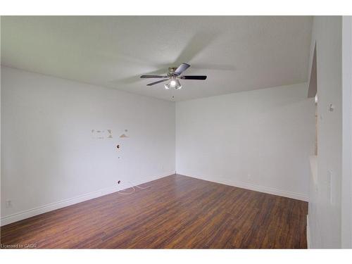 46 Elmwood Avenue, Cambridge, ON - Indoor Photo Showing Other Room