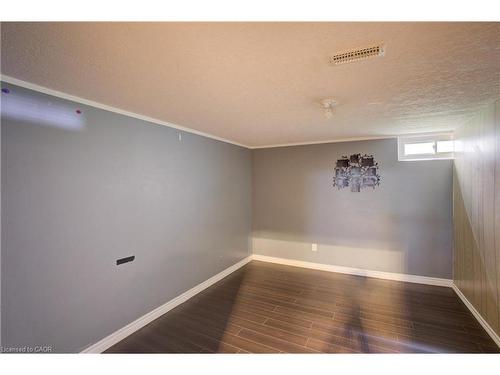 46 Elmwood Avenue, Cambridge, ON - Indoor Photo Showing Other Room