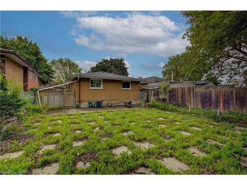 46 Elmwood Avenue, Cambridge, ON - Outdoor