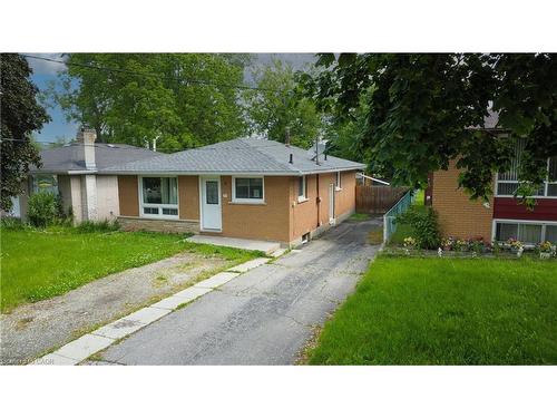 46 Elmwood Avenue, Cambridge, ON - Outdoor