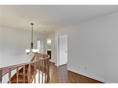 175 Rhodes Circle, Newmarket, ON - Indoor Photo Showing Other Room