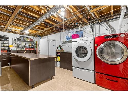 2610 Constable Road, Mississauga, ON - Indoor Photo Showing Laundry Room