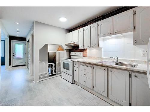 156 Park Row S, Hamilton, ON - Indoor Photo Showing Kitchen With Double Sink