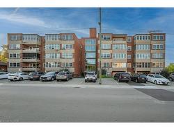 201-9 Grant Boulevard  Dundas, ON L9H 4L5