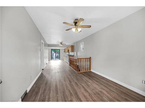 1256 Cannon Street E, Hamilton, ON - Indoor Photo Showing Other Room