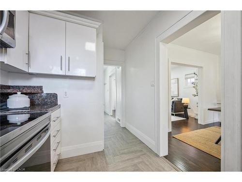 405 Wellington Street N, Kitchener, ON - Indoor Photo Showing Kitchen