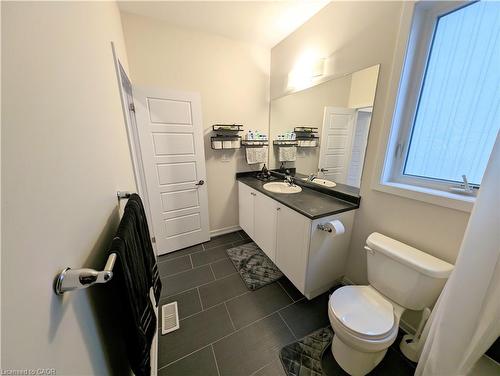 37 Mull Avenue, Caledonia, ON - Indoor Photo Showing Bathroom