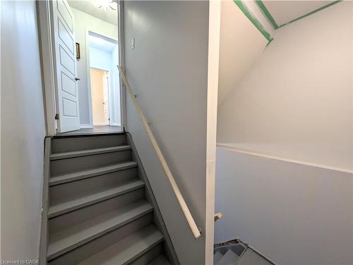 37 Mull Avenue, Caledonia, ON - Indoor Photo Showing Other Room