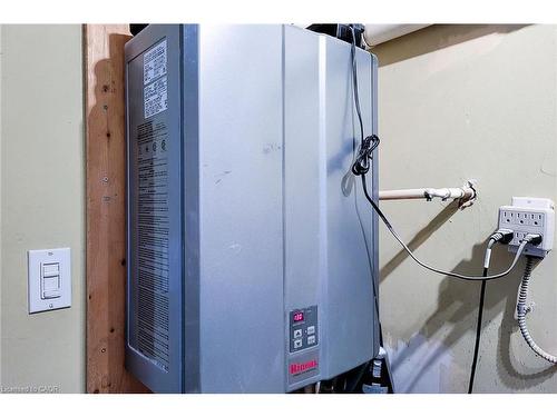 86 East 18Th Street, Hamilton, ON - Indoor Photo Showing Other Room