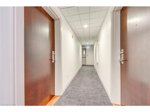 401-70 Stewart Street, Oakville, ON - Indoor Photo Showing Other Room