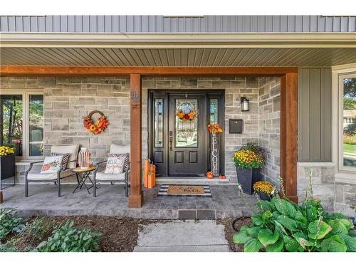 94 Dorchester Drive, Grimsby, ON - Outdoor With Deck Patio Veranda