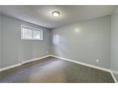 36 Lamb Court, Hamilton, ON - Indoor Photo Showing Other Room