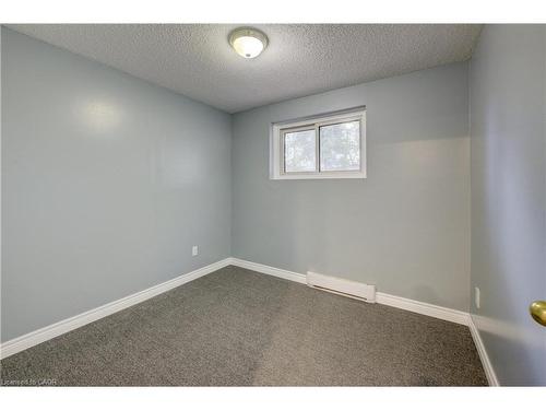 36 Lamb Court, Hamilton, ON - Indoor Photo Showing Other Room