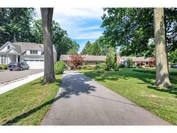 5585 Belmont Avenue  Niagara Falls, ON L2H 1J8
