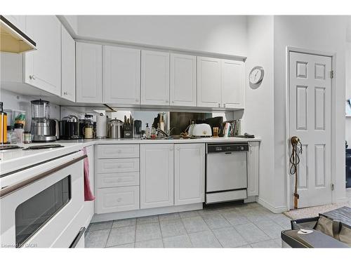 709-36 James Street S, Hamilton, ON - Indoor Photo Showing Kitchen