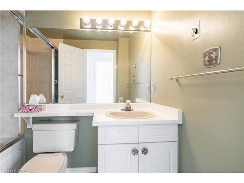 709-36 James Street S, Hamilton, ON - Indoor Photo Showing Bathroom