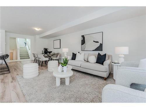 A4-15 Stauffer Woods Trail, Kitchener, ON - Indoor Photo Showing Living Room