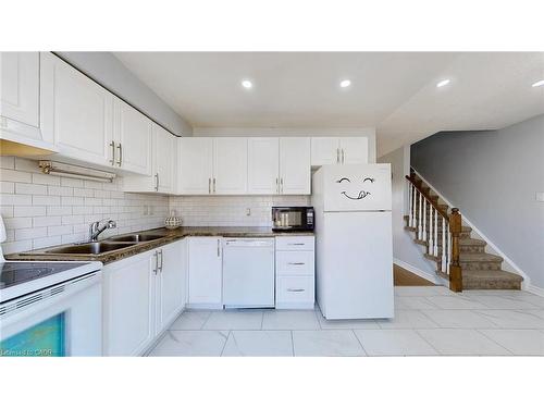 43-1155 Paramount Drive, Stoney Creek, ON - Indoor Photo Showing Kitchen With Double Sink
