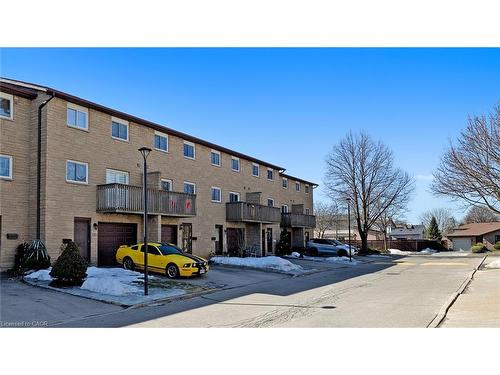 43-1155 Paramount Drive, Stoney Creek, ON - Outdoor