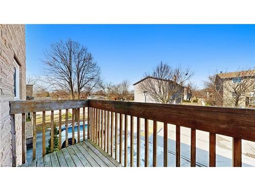 43-1155 Paramount Drive, Stoney Creek, ON - Outdoor