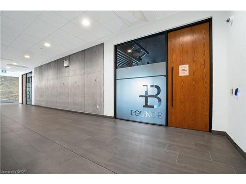 407-255 Northfield Drive E, Waterloo, ON - Indoor Photo Showing Other Room