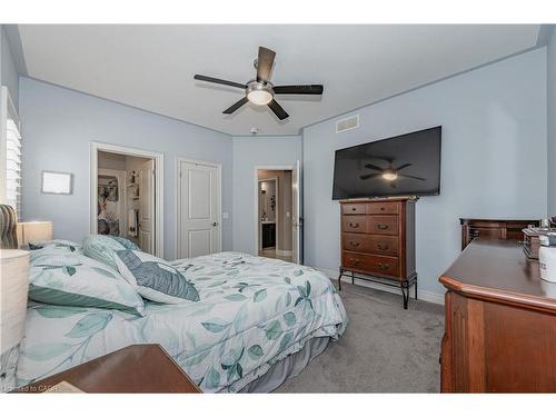 3985 Lower Coach Road, Fort Erie, ON - Indoor Photo Showing Bedroom