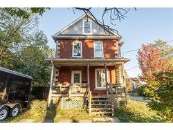 2-10 Bay Avenue  Welland, ON L3B 3G3