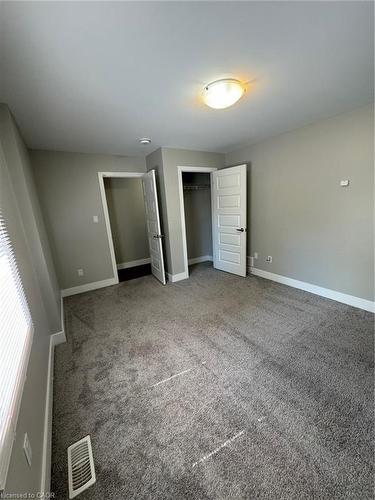 20 Oxford Street W, London, ON - Indoor Photo Showing Other Room