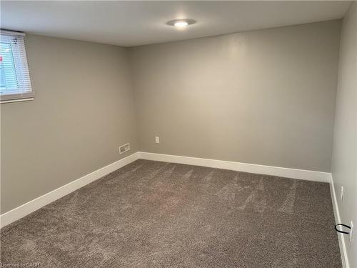 20 Oxford Street W, London, ON - Indoor Photo Showing Other Room